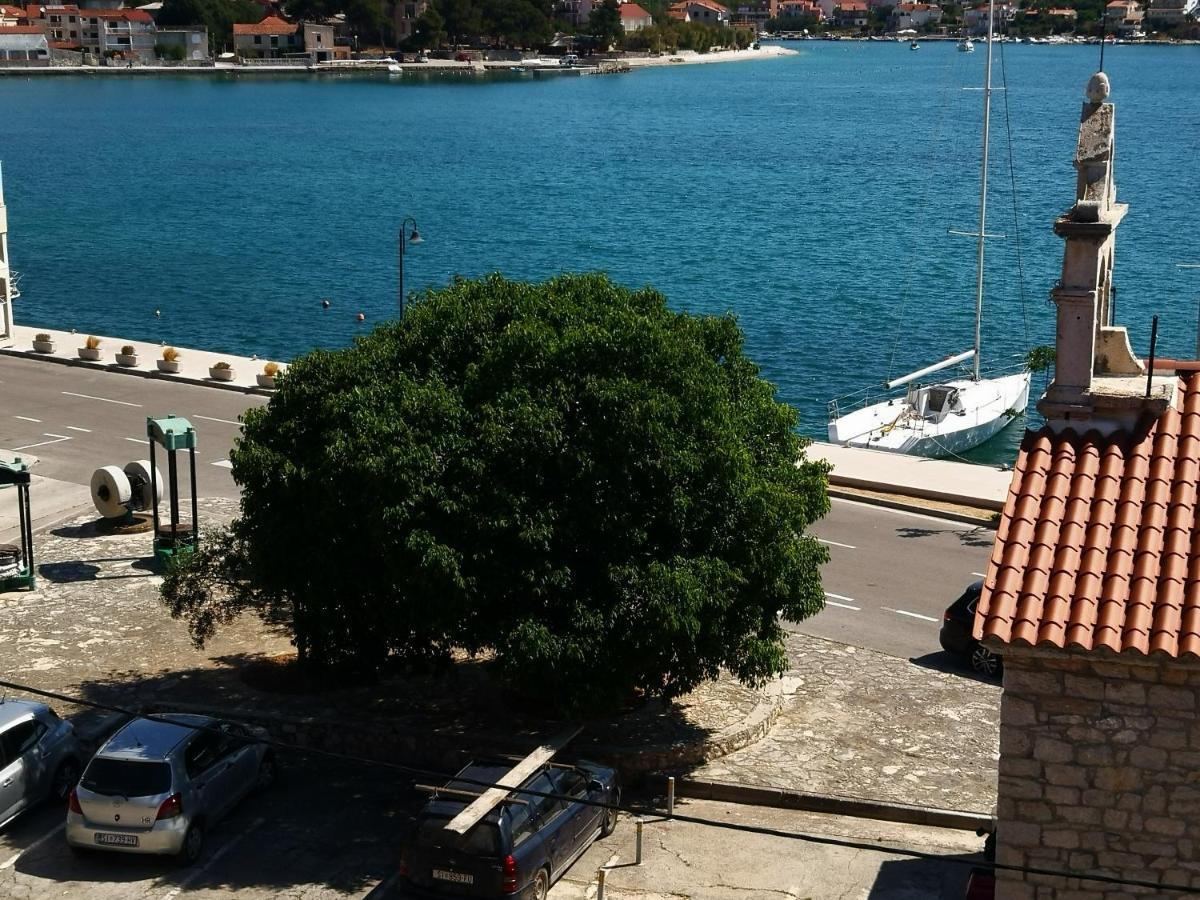 Kuca Tonci & Semsa Apartment Tisno Luaran gambar