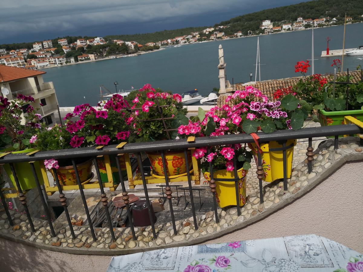 Kuca Tonci & Semsa Apartment Tisno Luaran gambar